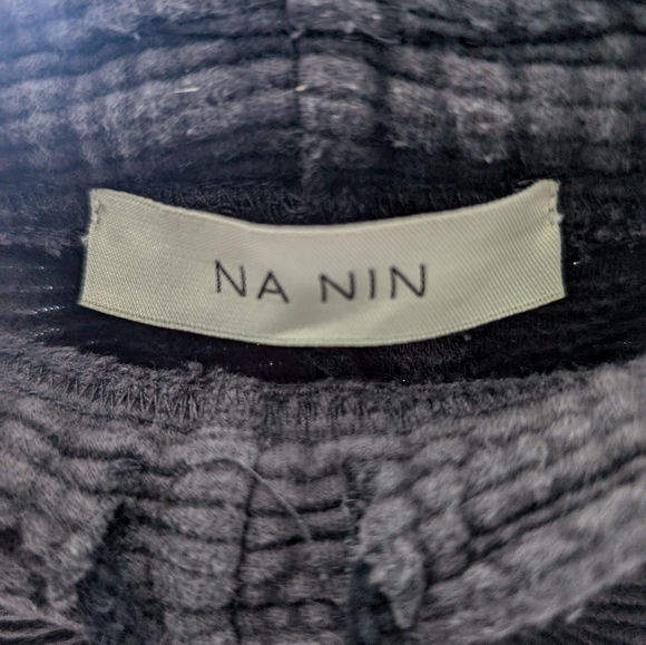 Na Nin Franklin Rippled Cotton Sweatpant - Picture 4 of 5